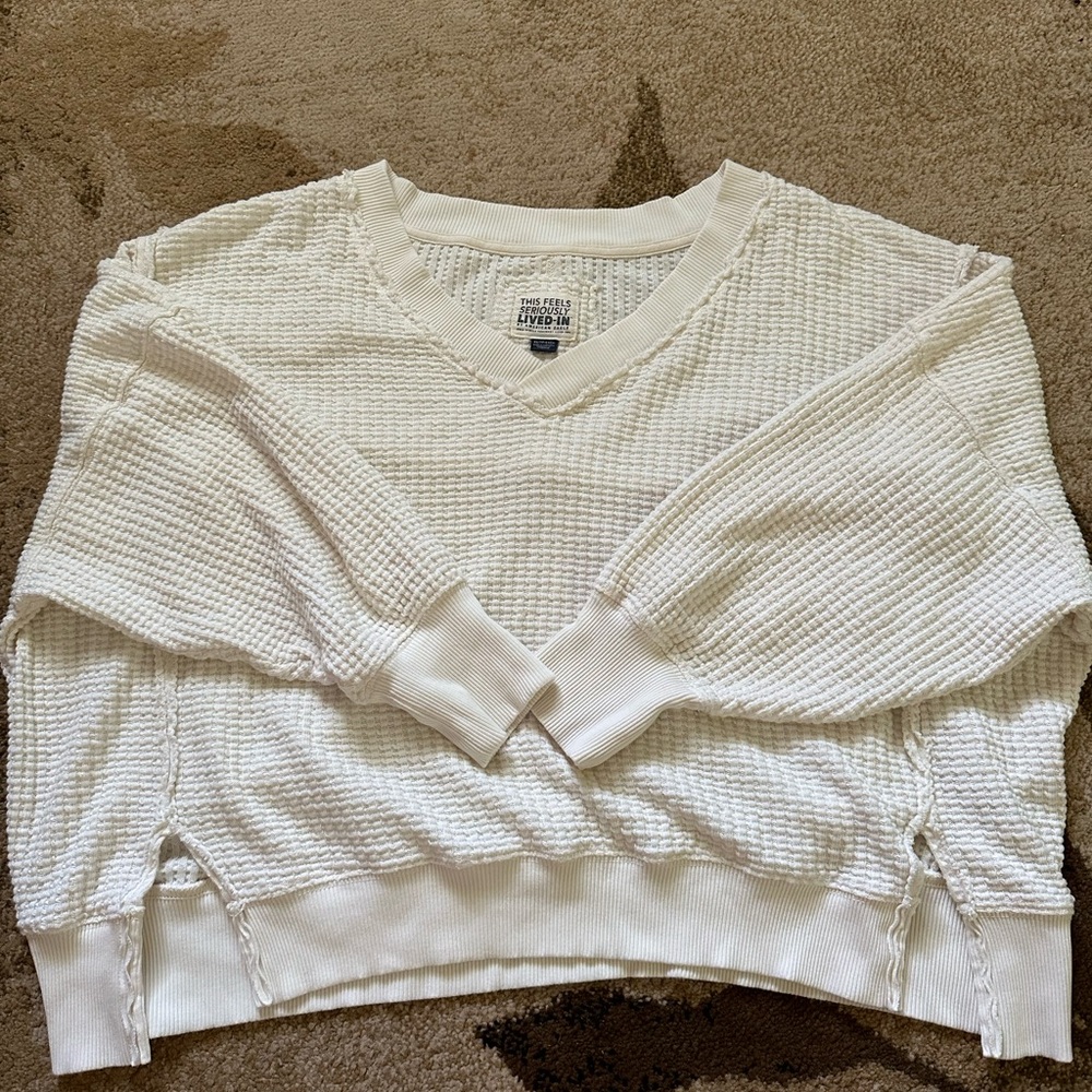 American Eagle Waffle Longsleeve v-neck